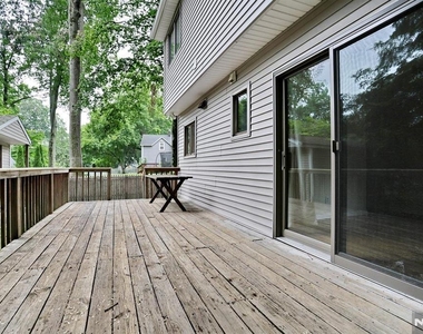 515 N Monroe - Photo Thumbnail 32