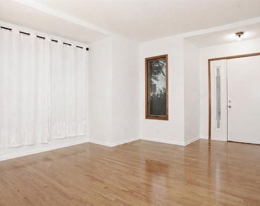 515 N Monroe - Photo Thumbnail 3