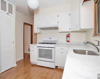 515 N Monroe - Photo Thumbnail 10