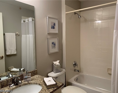 3595 Laurel Greens Lane N - Photo Thumbnail 14
