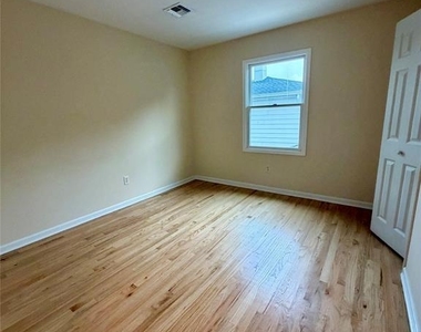 65 Linden - Photo Thumbnail 8