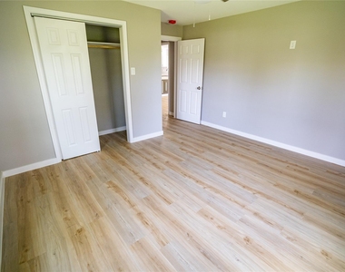 3118 Memel Street - Photo Thumbnail 8