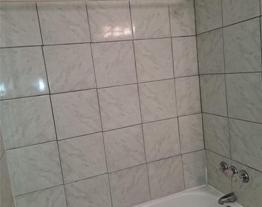 2426 Spring Dusk Lane - Photo Thumbnail 11