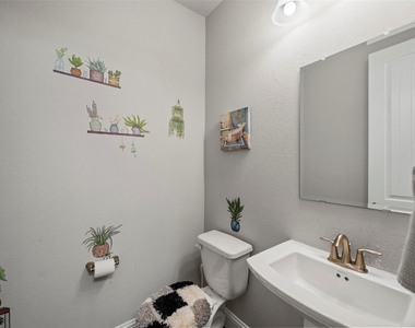 18606 Rock Quarry Trail - Photo Thumbnail 6