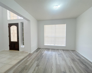 3426 Auburn Hollow Lane - Photo Thumbnail 1