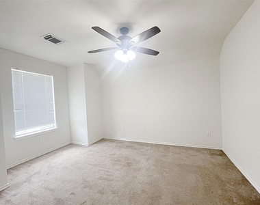 3426 Auburn Hollow Lane - Photo Thumbnail 16