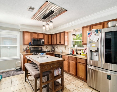110 William Avenue - Photo Thumbnail 9