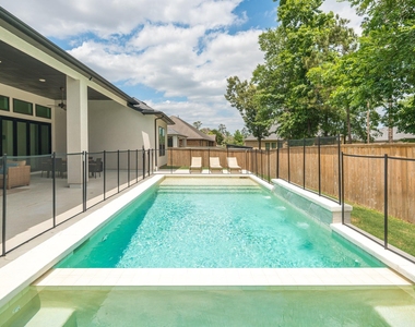 10561 Lake Palmetto Drive - Photo Thumbnail 48