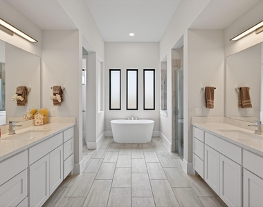 10561 Lake Palmetto Drive - Photo Thumbnail 28