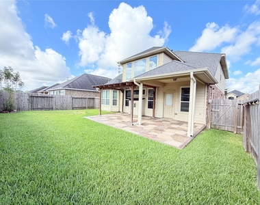 1242 S Maple Drive - Photo Thumbnail 24