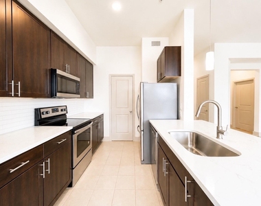 2222 Smith Street - Photo Thumbnail 1
