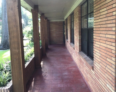 609 Del Norte Street - Photo Thumbnail 2