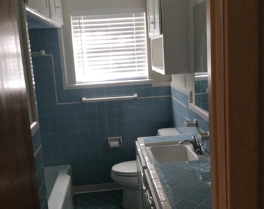 609 Del Norte Street - Photo Thumbnail 4