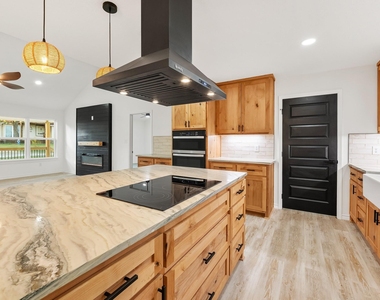 90 Coolcrest Drive - Photo Thumbnail 14