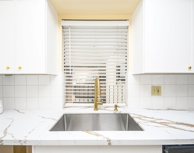 5200 Weslayan Street - Photo Thumbnail 14