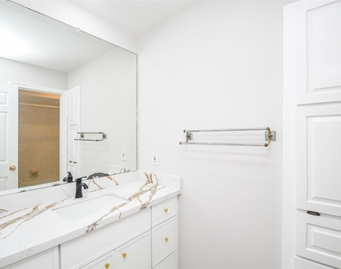 5200 Weslayan Street - Photo Thumbnail 20