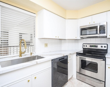 5200 Weslayan Street - Photo Thumbnail 13