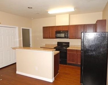 19146 Sandelford Drive - Photo Thumbnail 2