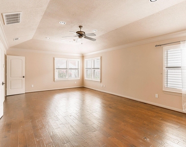 13417 Preston Cliff Court - Photo Thumbnail 23