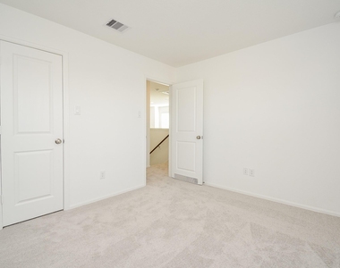 26811 Urraca Dr - Photo Thumbnail 15