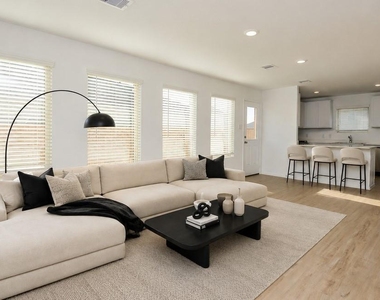 26811 Urraca Dr - Photo Thumbnail 6