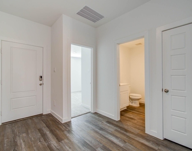 8922 Colicroot Drive - Photo Thumbnail 1