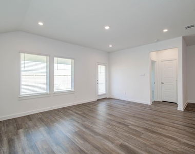 8922 Colicroot Drive - Photo Thumbnail 19