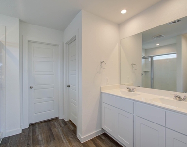 8922 Colicroot Drive - Photo Thumbnail 23
