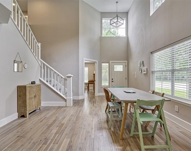 38 E Gaslight Place - Photo Thumbnail 4