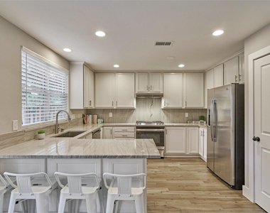 38 E Gaslight Place - Photo Thumbnail 7