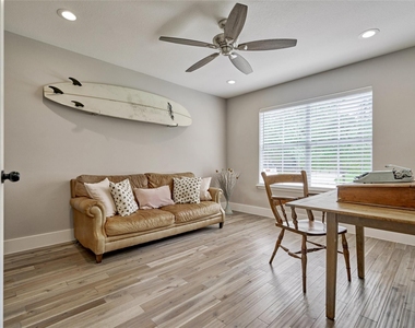 38 E Gaslight Place - Photo Thumbnail 8
