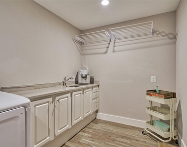38 E Gaslight Place - Photo Thumbnail 25