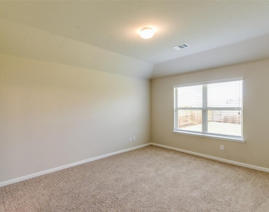 2213 Del Mar - Photo Thumbnail 18
