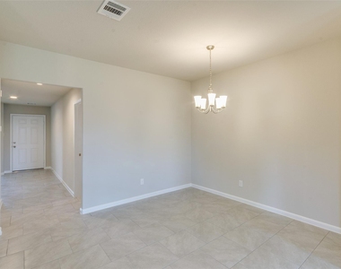 2213 Del Mar - Photo Thumbnail 13
