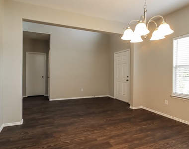 8610 Sunny Gallop Drive - Photo Thumbnail 5