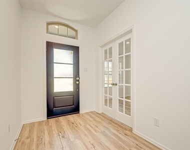 21343 Bering Reach Drive - Photo Thumbnail 2