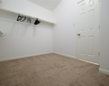 1203 Lavender Shade Court - Photo Thumbnail 36