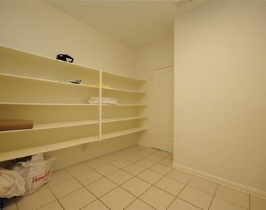 1203 Lavender Shade Court - Photo Thumbnail 23