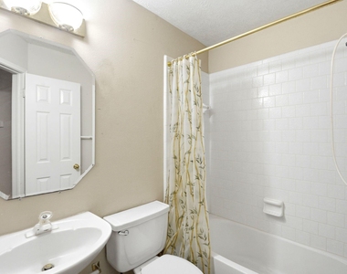 4307 Lakeshore Forest Drive - Photo Thumbnail 26