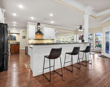 1502 Wimbledon Drive - Photo Thumbnail 12