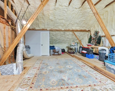 1502 Wimbledon Drive - Photo Thumbnail 43