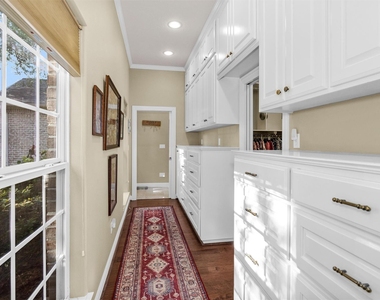 1502 Wimbledon Drive - Photo Thumbnail 30