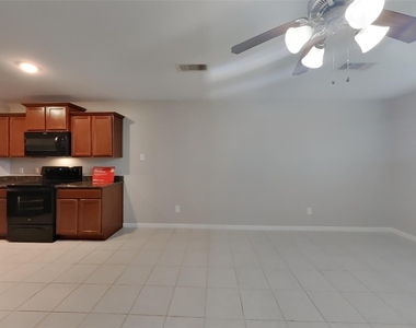628 Totem Trail Drive - Photo Thumbnail 2