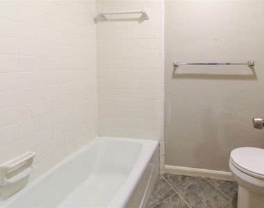 20814 Westgreen Court - Photo Thumbnail 17