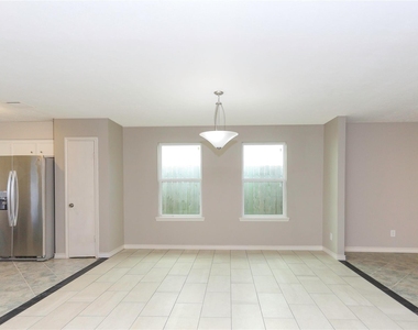 20814 Westgreen Court - Photo Thumbnail 4