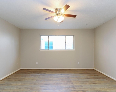 20814 Westgreen Court - Photo Thumbnail 15