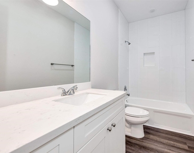 1206 Denison - Photo Thumbnail 15
