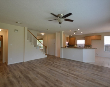 5007 Bellmead Drive - Photo Thumbnail 17