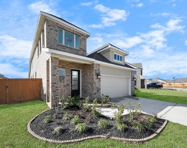 3040 Ash Ray Drive - Photo Thumbnail 5