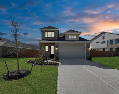 3040 Ash Ray Drive - Photo Thumbnail 2